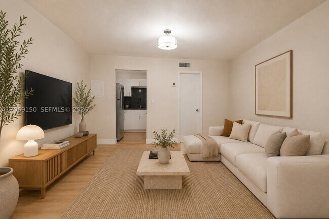 Photo - 3025 Mary St Unit 1