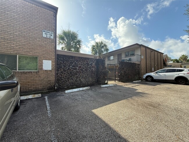 Building Photo - 1530 Heights Blvd Unit 22 Rental