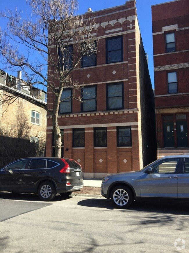 Building Photo - 1641 N Paulina St Unit 1R Rental
