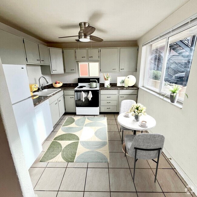 Building Photo - The Park Spring Rental