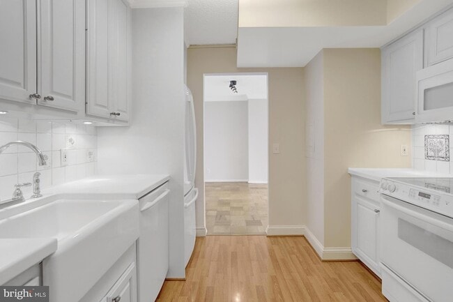 Photo - 3800 Fairfax Dr Unidad 509