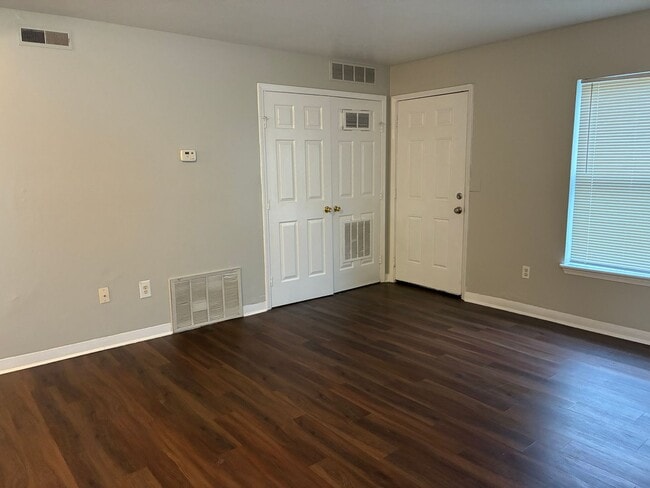 Photo - 2702 W Kentucky St Unit 2702 W Kentucky Street #1