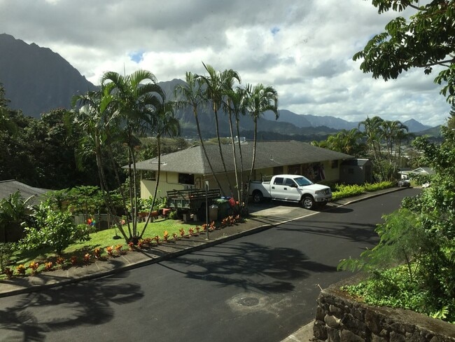 Photo - Breezy Kaneohe House
