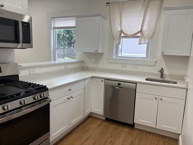 112 South St Unit 1