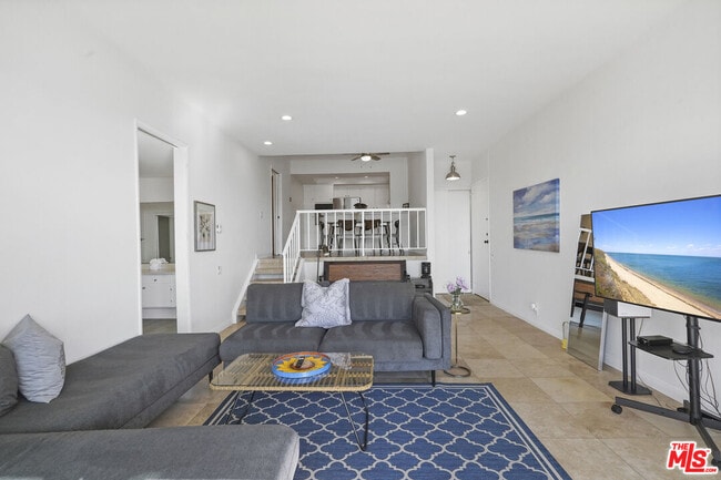 Photo - 18103 Coastline Dr Unit 7