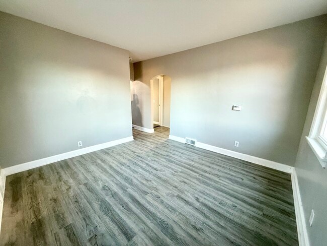 Photo - 400 32nd Ave