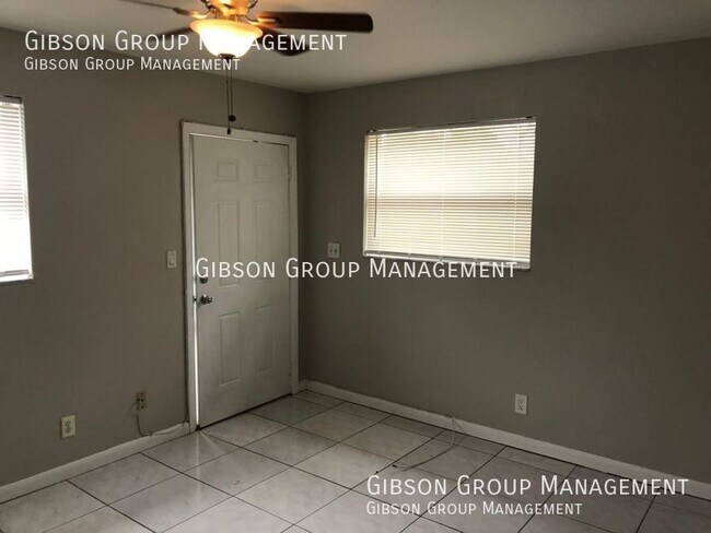 Photo - Efficiency in Ft Lauderdale INCLUDES ELECT... Unit E