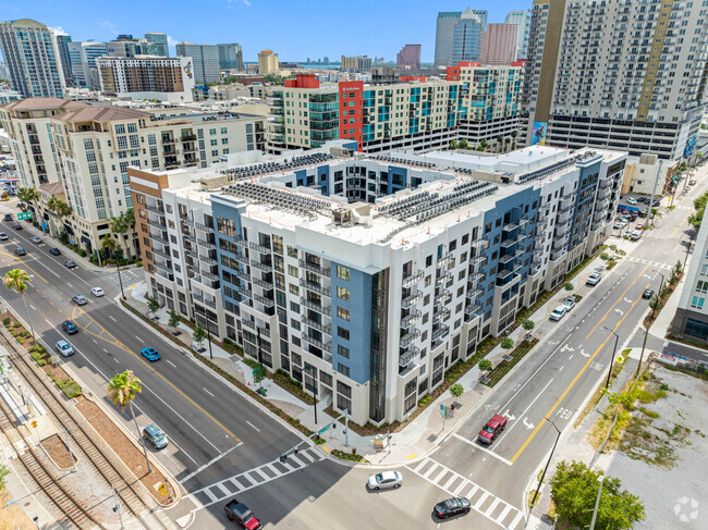 Building Photo - Inscription Channel District Rental