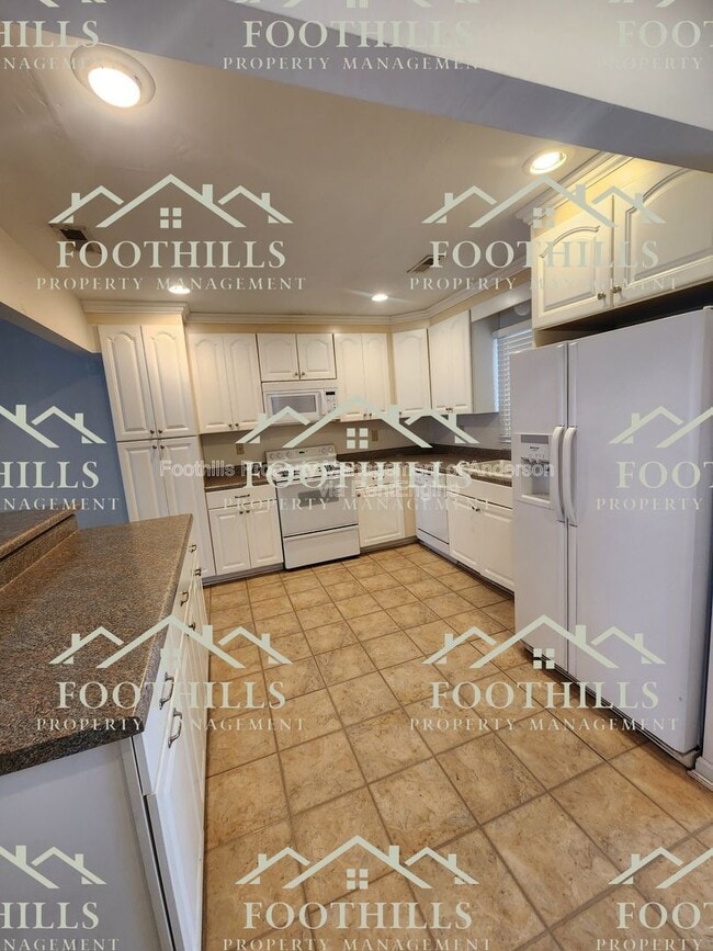 Photo - 259 Windjammer Way