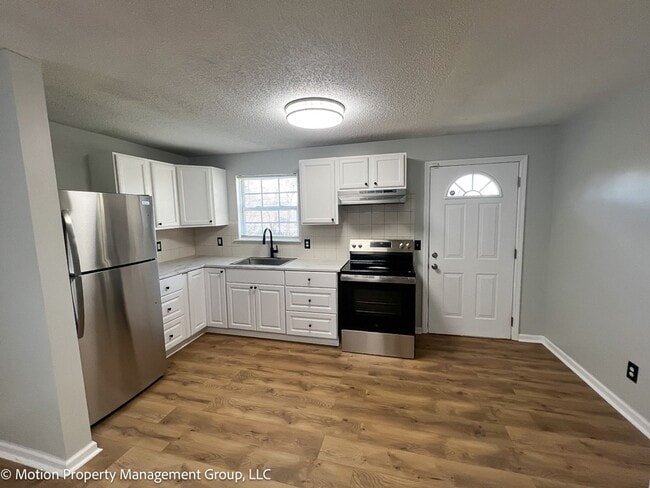 Photo - 2407 N Chamberlain Ave