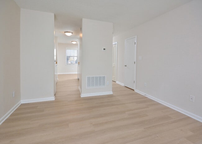 Photo - Collins Park Apartments