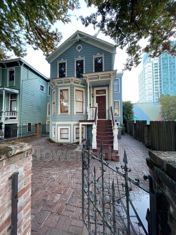 Photo - 1106 G St Unidad 5