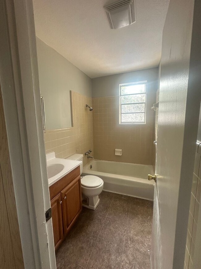 Photo - 1 Bed/1 Bath House