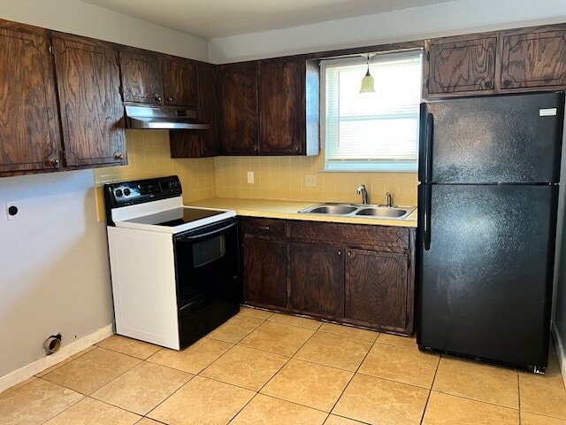 Photo - "Charming 2-Bedroom Duplex Retreat on Buena Vista Avenue, Van Buren!"