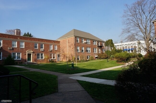 Building Photo - 176 Millburn Ave Unit 1024 Rental