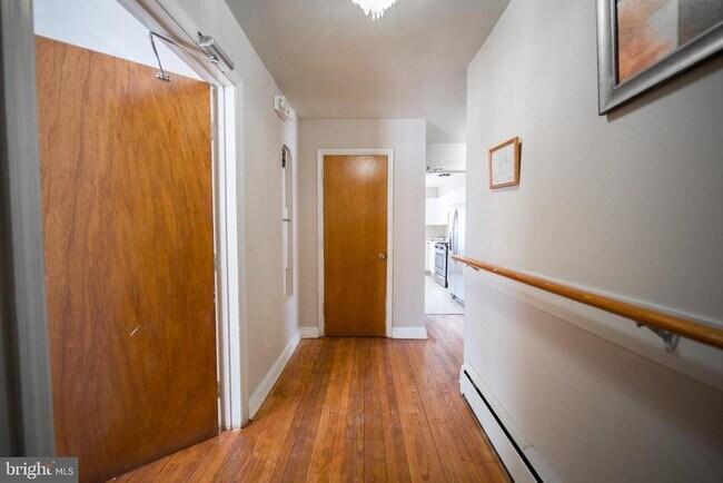 Photo - 8020 Eastern Ave NW