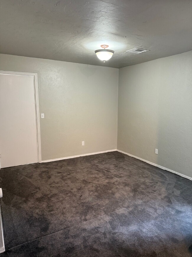 Photo - Spacious 4-Bedroom Yukon Home Full of Char...