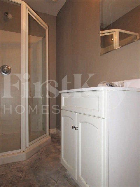 Photo - 4430 Wycombe Ln
