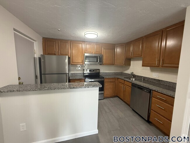 Building Photo - 48 Dean St Rental