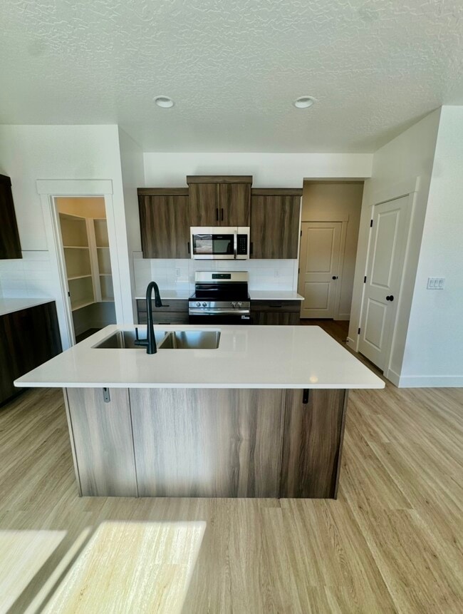 Building Photo - 5706 S Weehawken Ln Rental