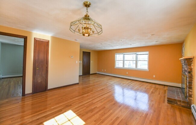 Photo - 46 Marlboro St Unit 46