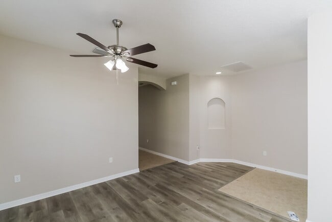 Photo - 30745 Water Lily Dr