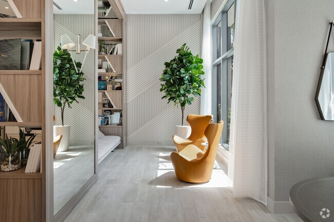 Salón de regatas - Regatta at New River