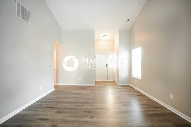Photo - 3 Bedroom Pet-Friendly Home in Indianapoli...
