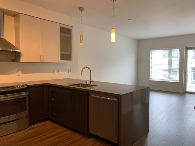 Photo - Urban Living at the Vik - Top Floor Condo Unidad 605