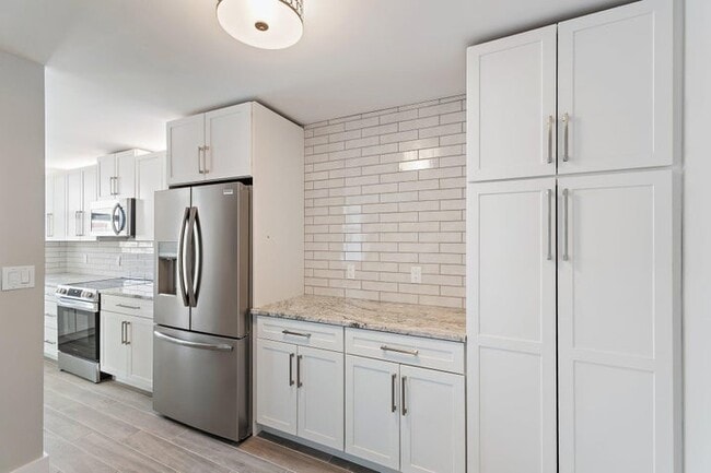 Building Photo - 108 Paradise Harbour Blvd Unit 108 Paradise Harbour Boul