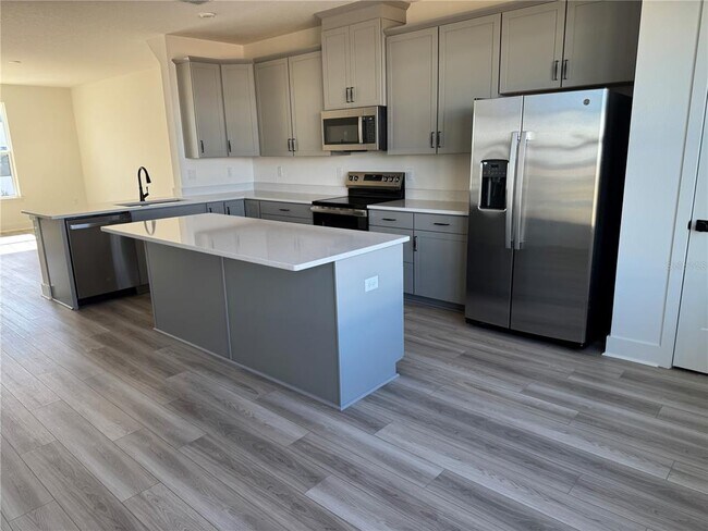 Photo - 15083 Grv Lk Dr