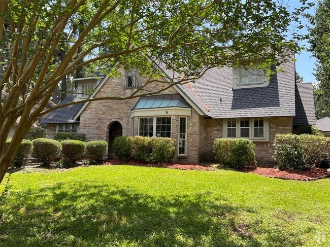 Building Photo - 8210 Hollyleaf Dr Rental