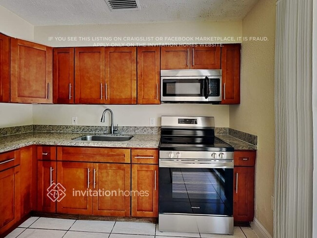 Photo - 4888 Prince Dr