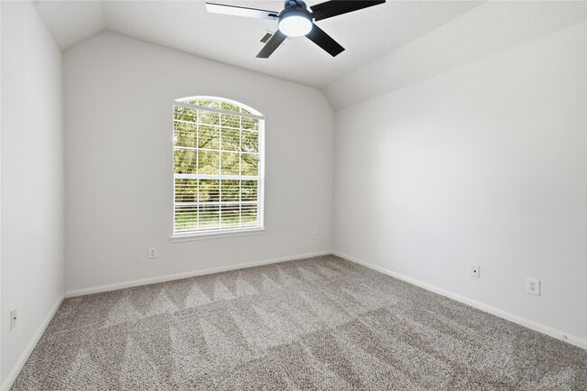 Photo - 6165 Darlington Ct