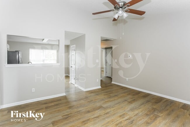Photo - 4922 Elizabeth Rd
