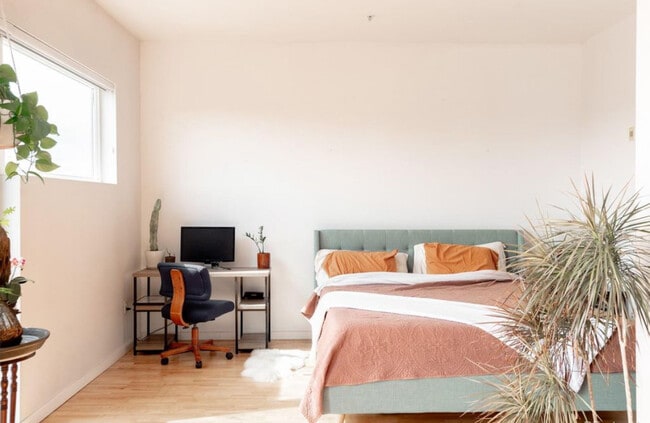 Photo - 1440 Little Raven St Unidad 406