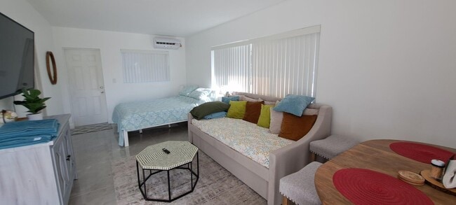 Photo - The Cove Unit 1 Unidad 1