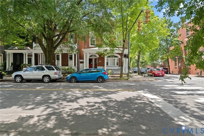 Photo - 1527 Grove Ave Unidad 2