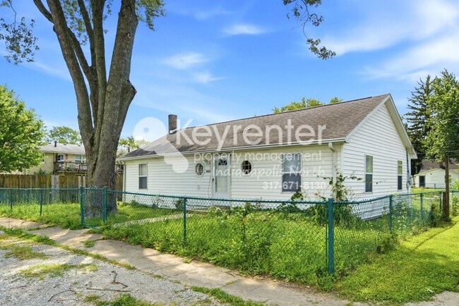 Photo - Cozy 3BR/2BA Home with Deck & Yard – Great Greenfield Location