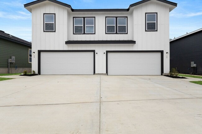 Building Photo - New Luxury homes! Call Now!! 830-327-8773
