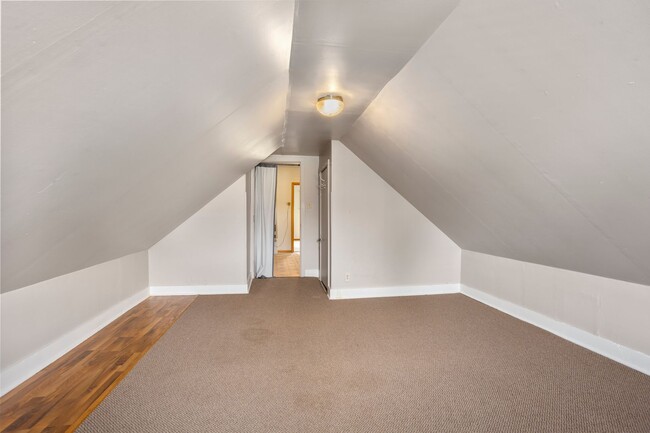 Photo - 120 W 5th St Unidad Upper