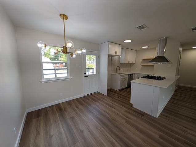 2807 Andrea Ln