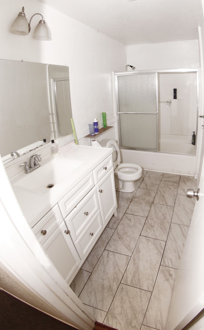 Photo - 164 S 10th St