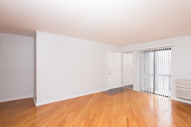 Photo - 2241 W Nichols Rd Unit C