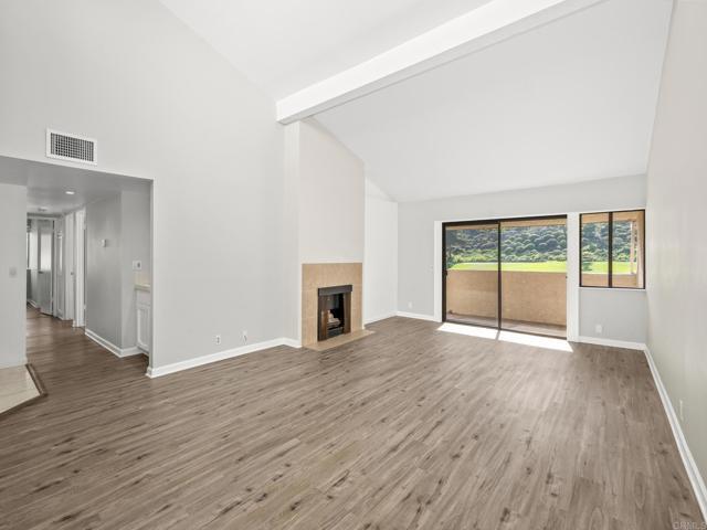 Photo - 2639 Pirineos Way Unidad 231