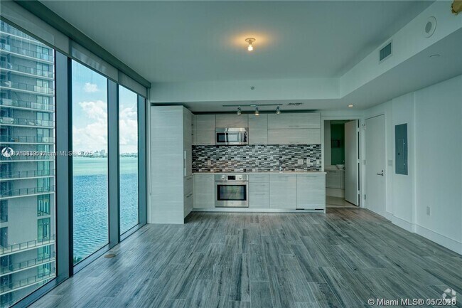 Building Photo - 650 NE 32nd St Unit 1208 Rental