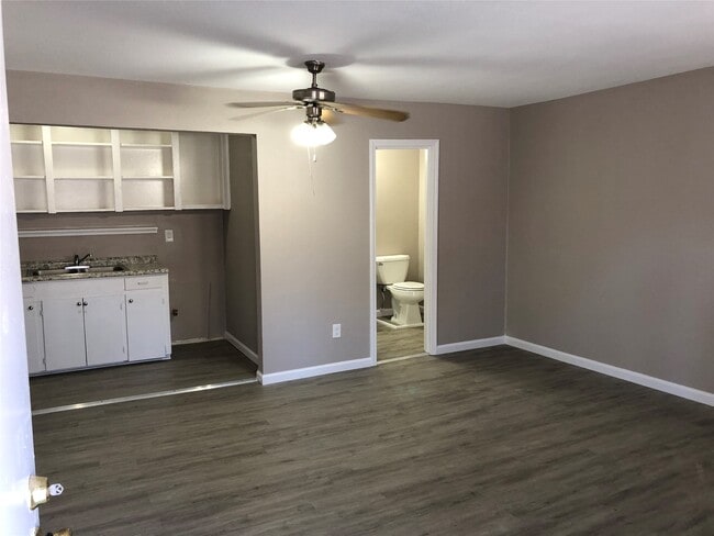 Photo - 1756 W Main St Unidad 23