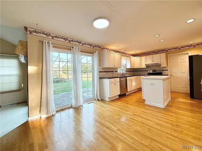 Building Photo - 1 Monta Vista Ct