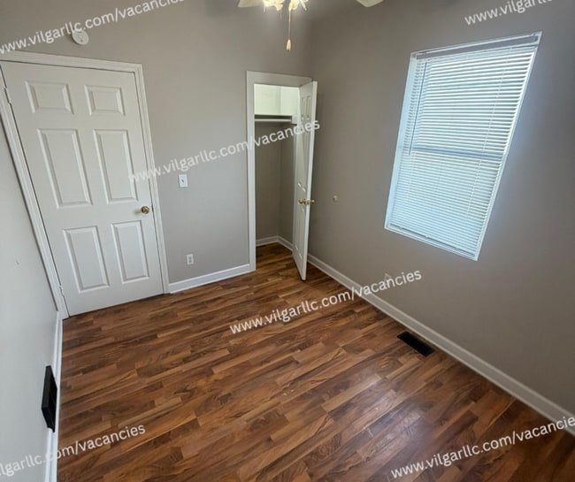 Photo - For rent - Spacious 3 Bed / 2 Bath Home