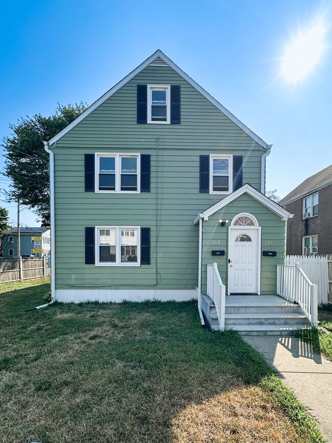 Building Photo - 264 Wilmot Ave Rental